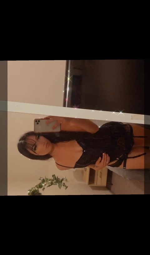 aaliyah.babez onlyfans leaked picture 1