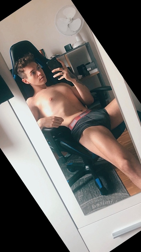 alejandrojaeger onlyfans leaked picture 1