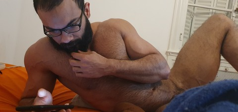 alepadroncarlos onlyfans leaked picture 1