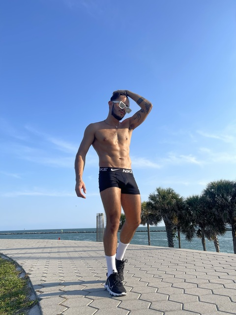 andrewpackage onlyfans leaked picture 1