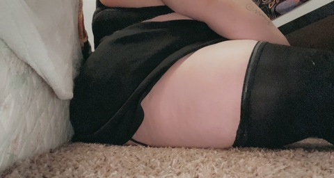 babbygirrlbbw onlyfans leaked picture 1