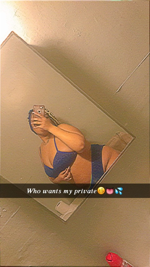 backagain_nikki onlyfans leaked picture 1