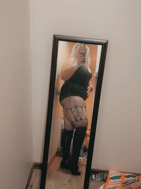 baddie041421 onlyfans leaked picture 1