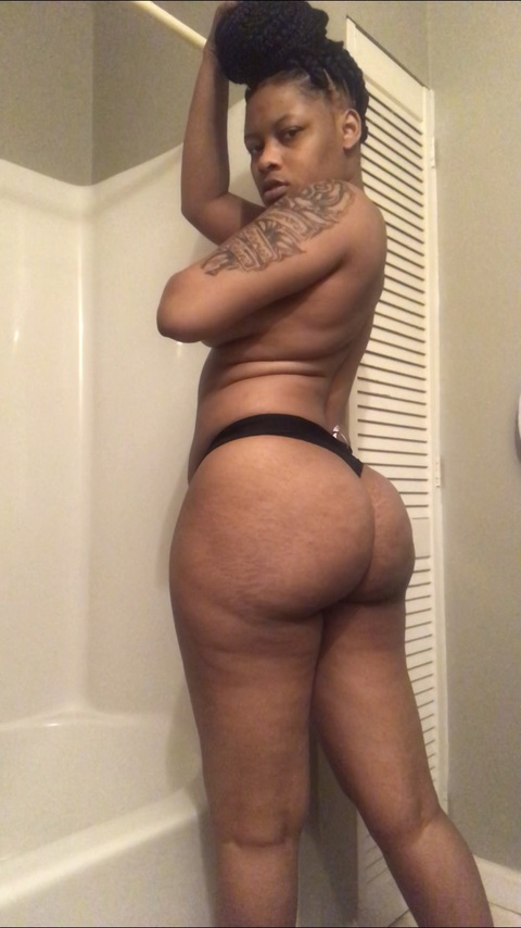 bigbootykie onlyfans leaked picture 1