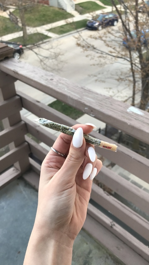 bluntqueen onlyfans leaked picture 1