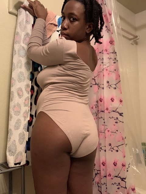 chocolatedoll29 onlyfans leaked picture 1