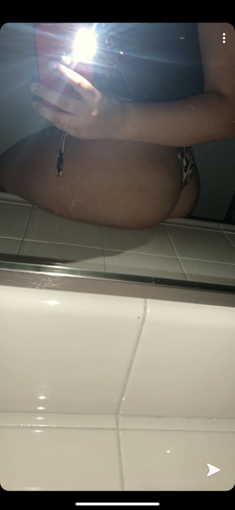 christinaloves onlyfans leaked picture 1