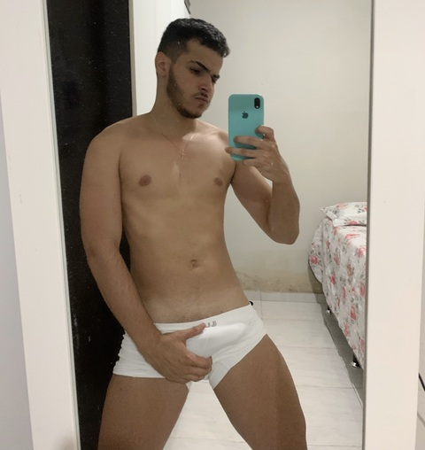 crylukas onlyfans leaked picture 1