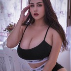 curvyhannah onlyfans leaked picture 1