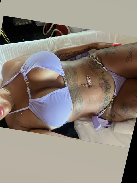 daniicadiamond onlyfans leaked picture 1