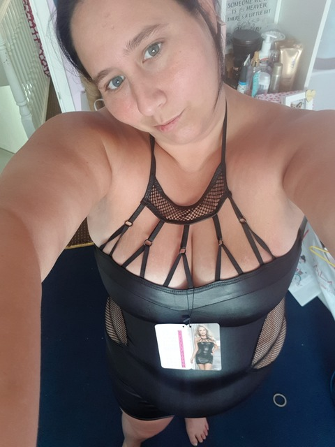 englishgirlinwales onlyfans leaked picture 1