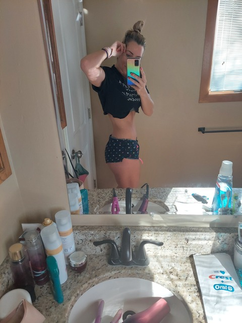 fitunicorn30 onlyfans leaked picture 1