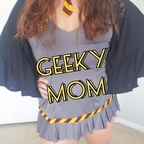geekymom onlyfans leaked picture 1