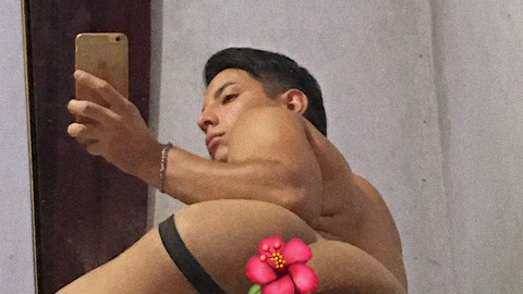 genarob0y onlyfans leaked picture 1