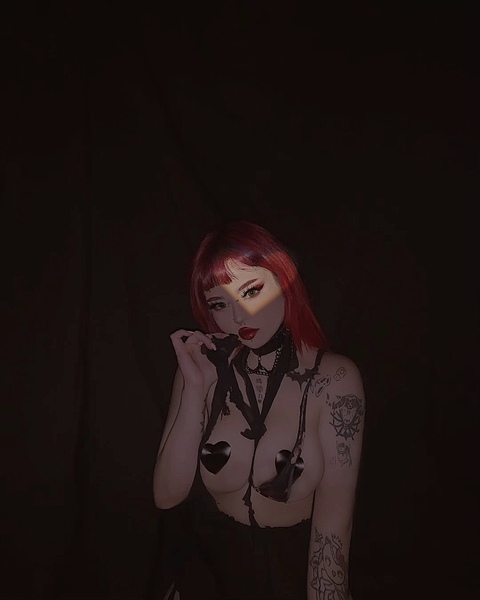 gothbunniie onlyfans leaked picture 1
