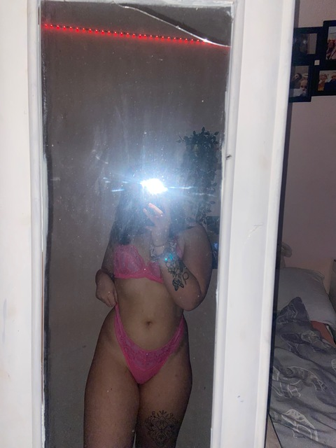 hanrose1107 onlyfans leaked picture 1