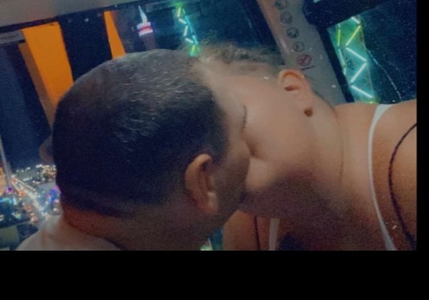 hotmarriedcouple9185vip onlyfans leaked picture 1