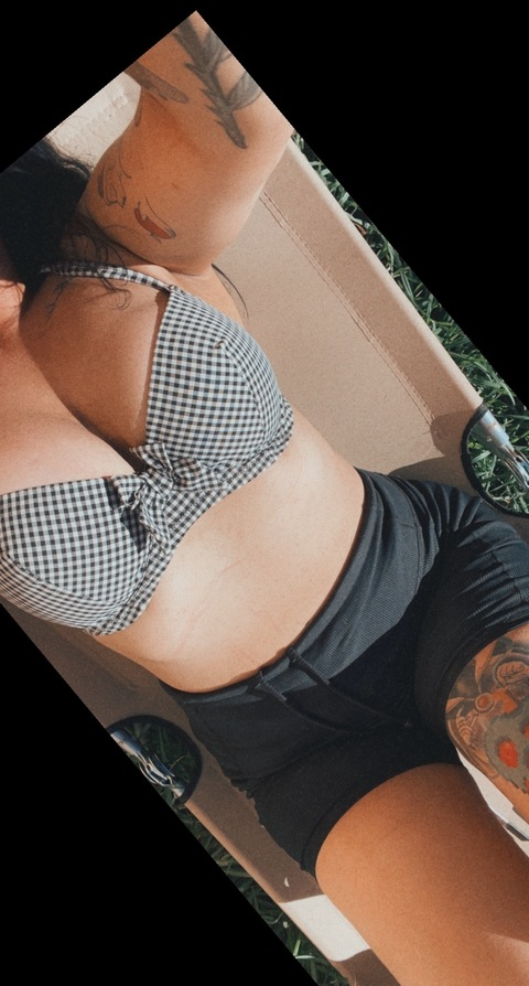 j.curves onlyfans leaked picture 1