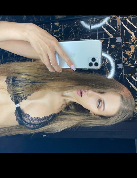 kate_lovepl onlyfans leaked picture 1