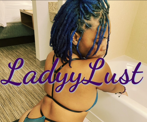 ladyylust22 onlyfans leaked picture 1