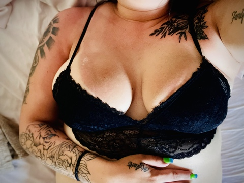 lakinnxo onlyfans leaked picture 1
