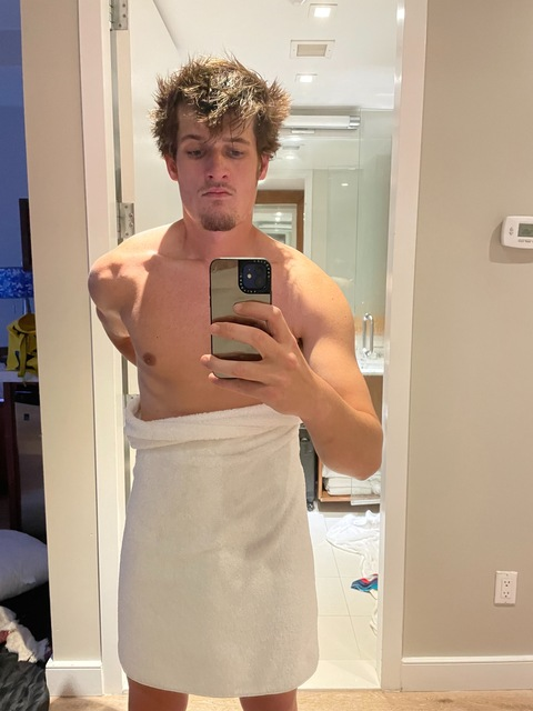 louaye onlyfans leaked picture 1