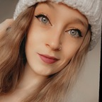 Profile picture of lovescarlettrose000free