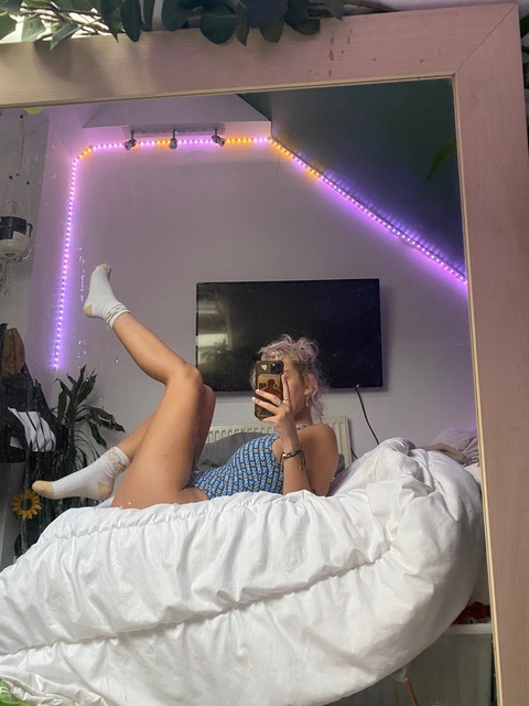 lydiamayy onlyfans leaked picture 1