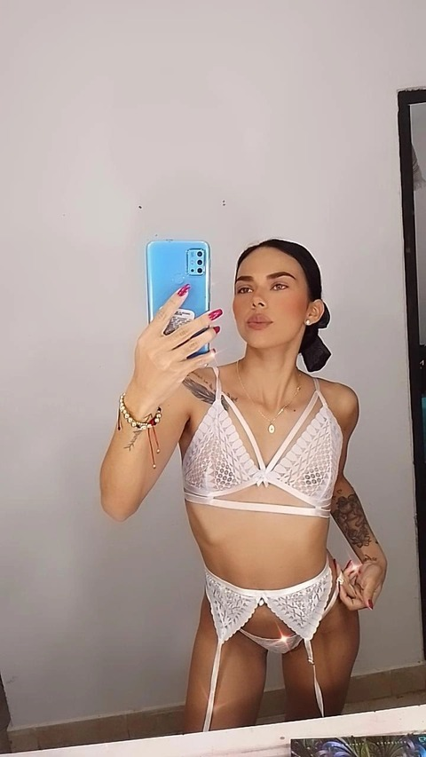 moniiacosta02 onlyfans leaked picture 1