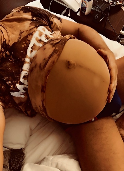 mpreg88 onlyfans leaked picture 1