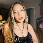 Profile picture of queenhoneytoes