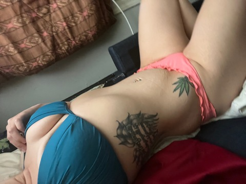 raemeow22 onlyfans leaked picture 1