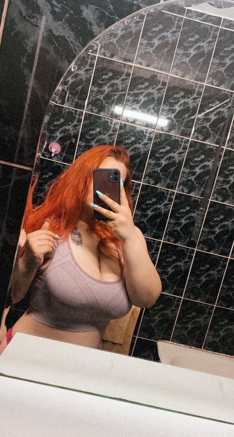 roxyyroxanaa onlyfans leaked picture 1