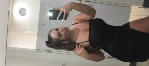 snowbunny-rose onlyfans leaked picture 1