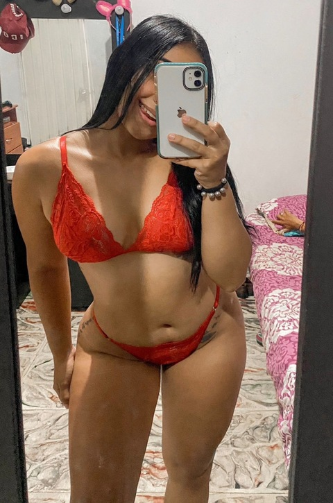 sthefannysuarez onlyfans leaked picture 1