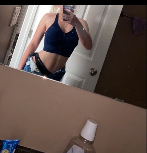 sweetposion67 onlyfans leaked picture 1