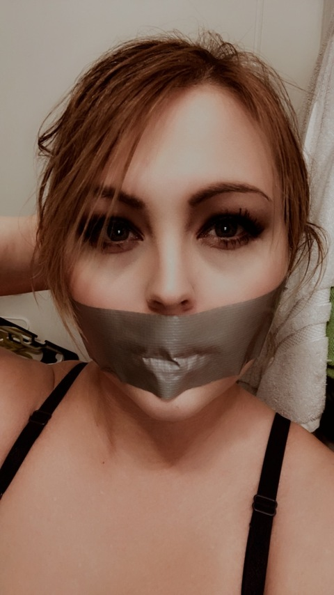 tapedprincess onlyfans leaked picture 1