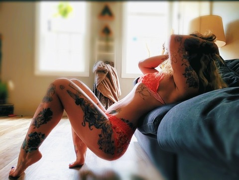 tattoos.tootsies onlyfans leaked picture 1