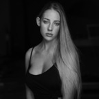 Profile picture of theblondemodel