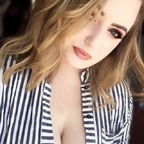 Profile picture of thebustyblondeee