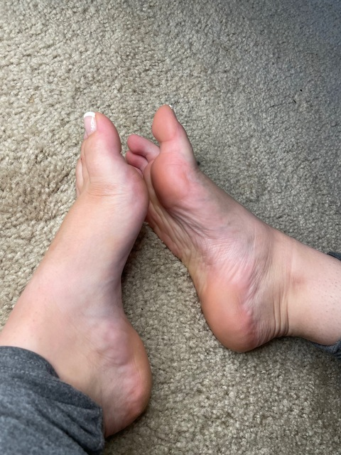 thefootfairy008 onlyfans leaked picture 1