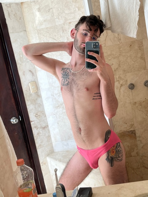 thekingswit onlyfans leaked picture 1