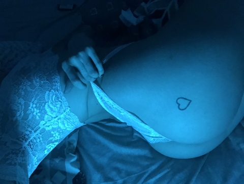 thelilpeachemoji onlyfans leaked picture 1