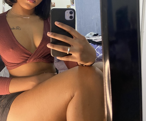 therealmochanaee onlyfans leaked picture 1