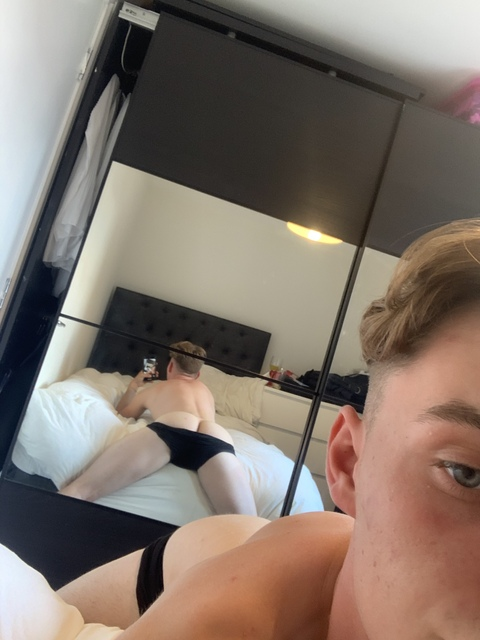 tommymercerxr onlyfans leaked picture 1