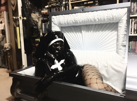 toplessfuneral onlyfans leaked picture 1