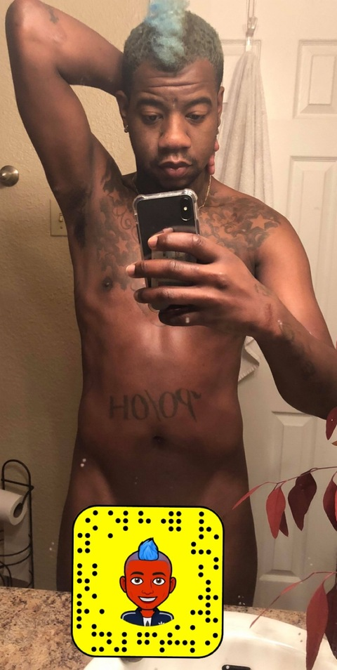 uglyazzpooh onlyfans leaked picture 1