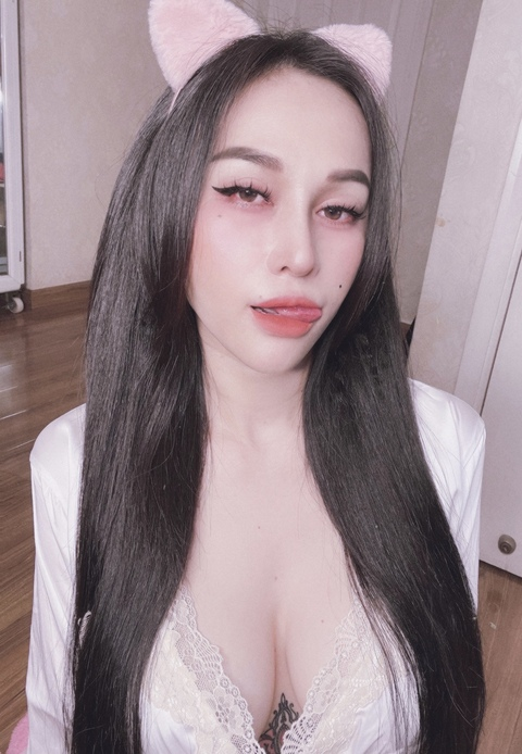 vuphuongtrinh onlyfans leaked picture 1