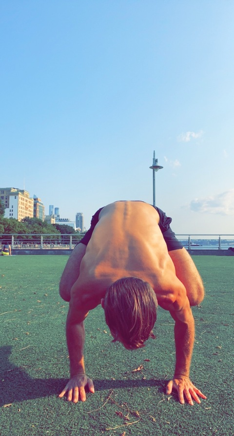 yoginatural onlyfans leaked picture 1