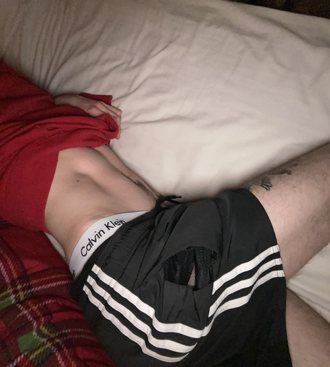 yourholesir onlyfans leaked picture 1